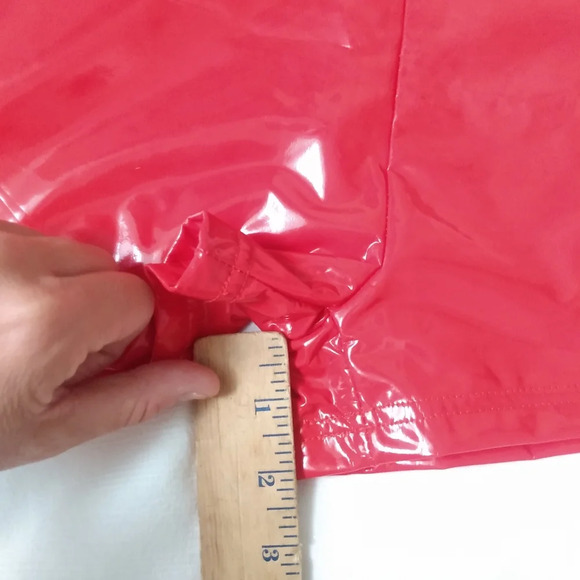 Women's stretchy faux leather shiney high rise red shorts NWOT - Picture 8 of 8